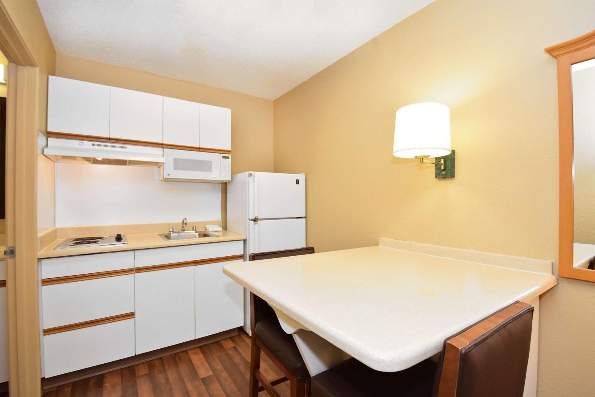 Extended Stay America Suites - San Antonio - Airport Bagian luar foto